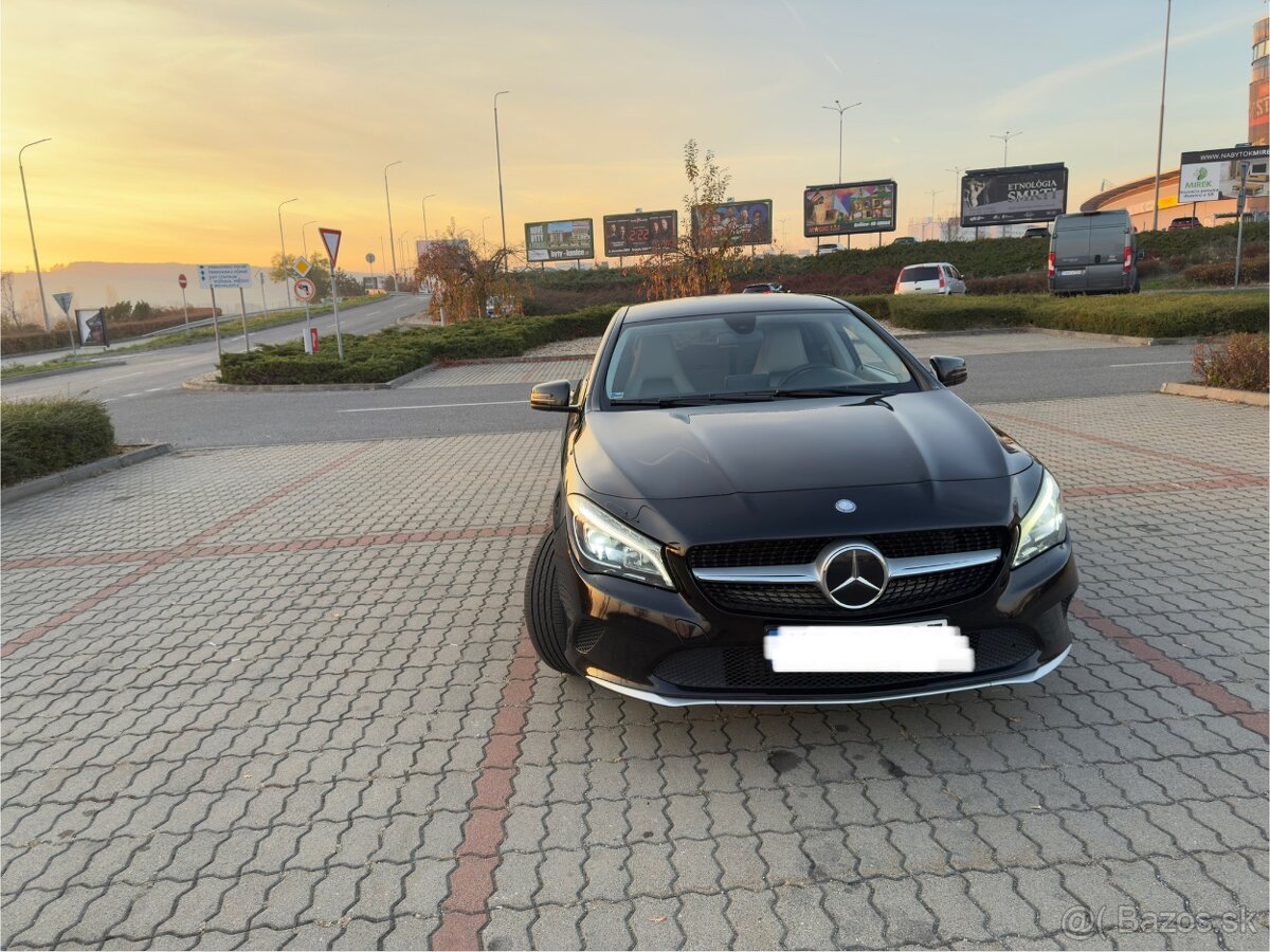 Mercedes-Benz CLA Shooting Brake 220