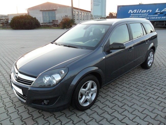 Opel Astra H  Combi 1.7 CDTI-74-kw Diesel Cosmo