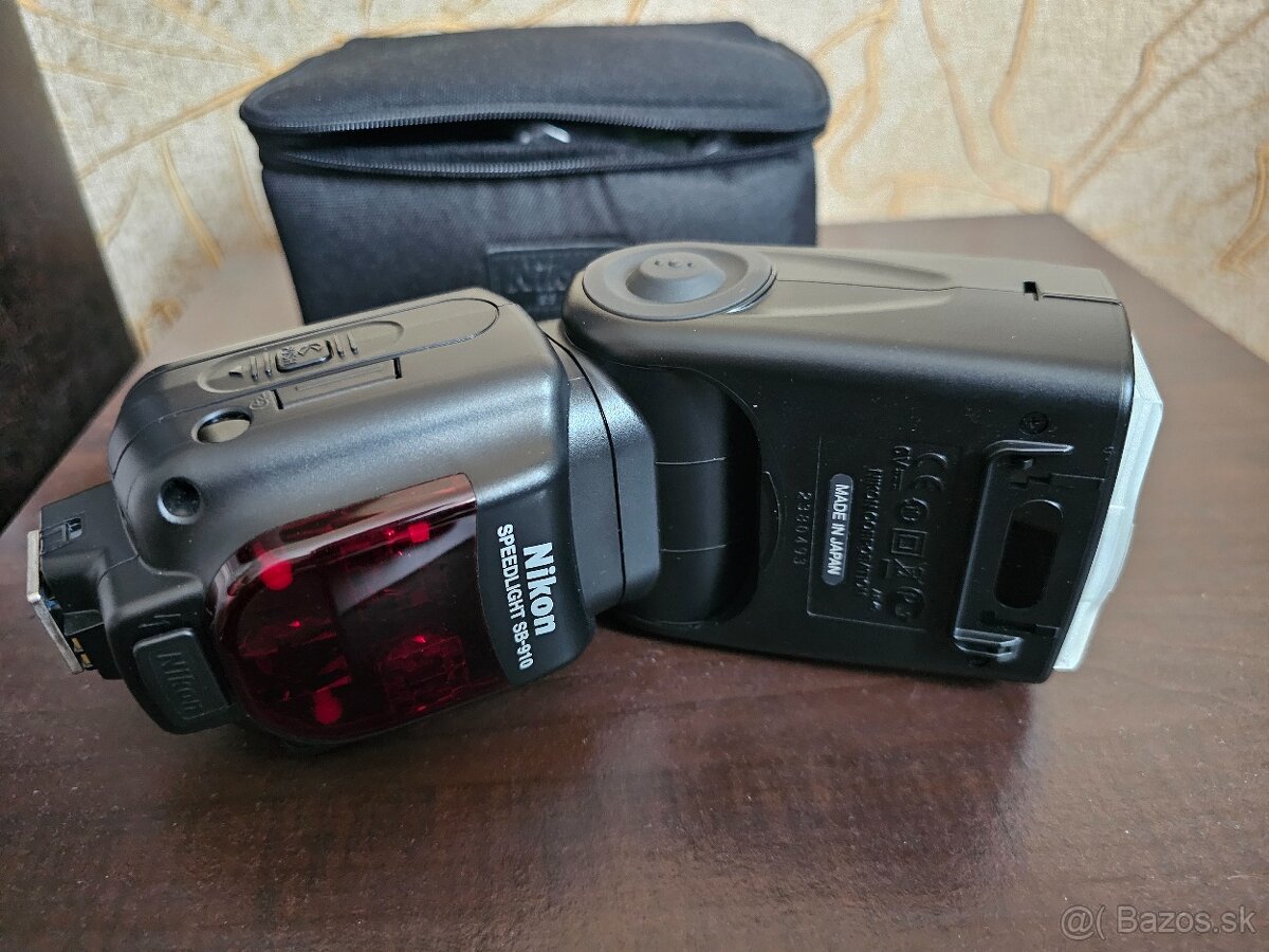 Nikon SB-910 Speedlight