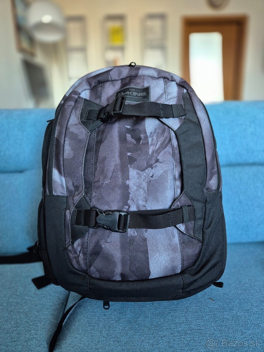 Fotobatoh Dakine Mission 25L