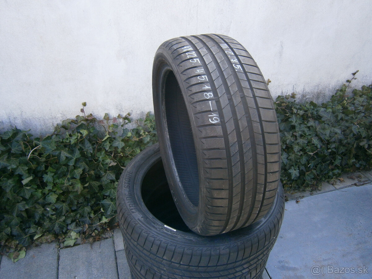 Predám 4x letné pneu Bridgestone 225/45 R18 91WXL