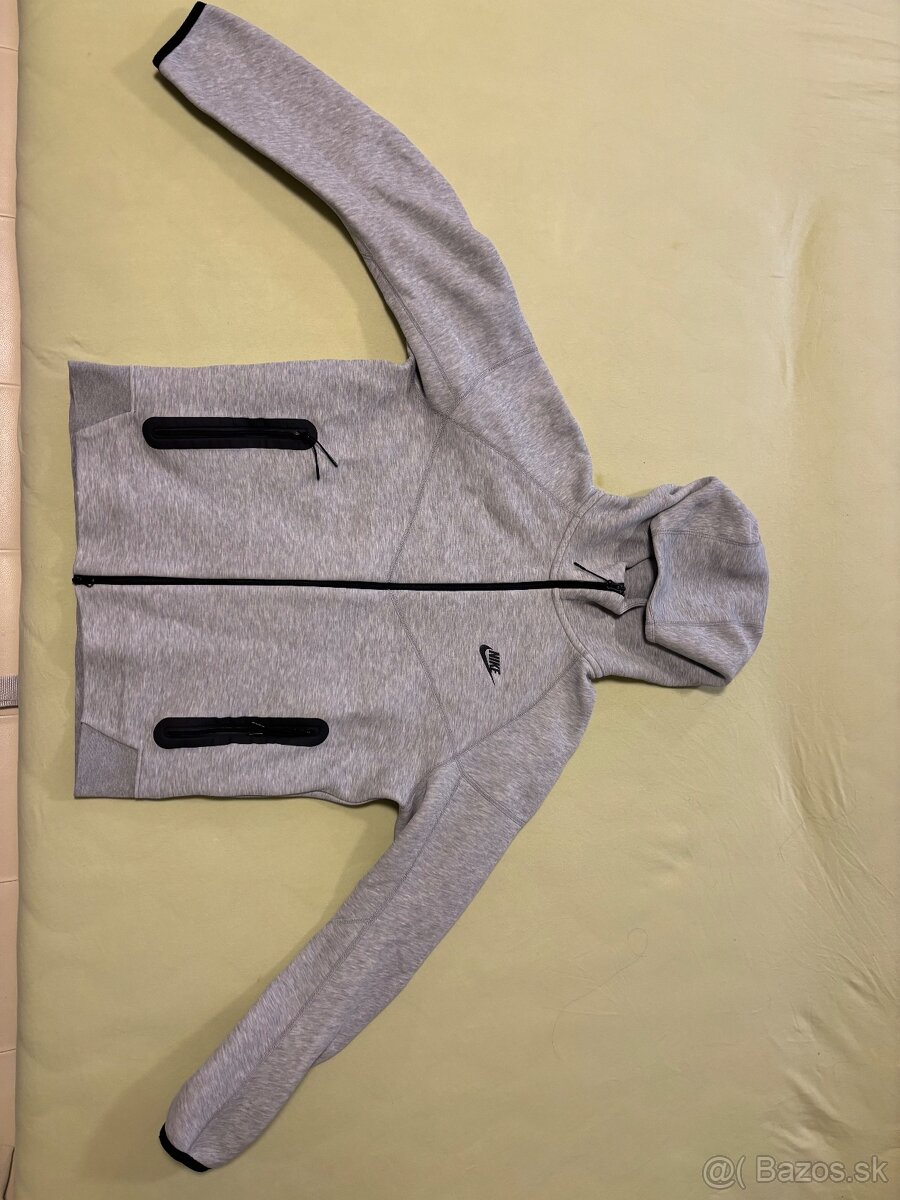 Nike Tech Fleece Mikina