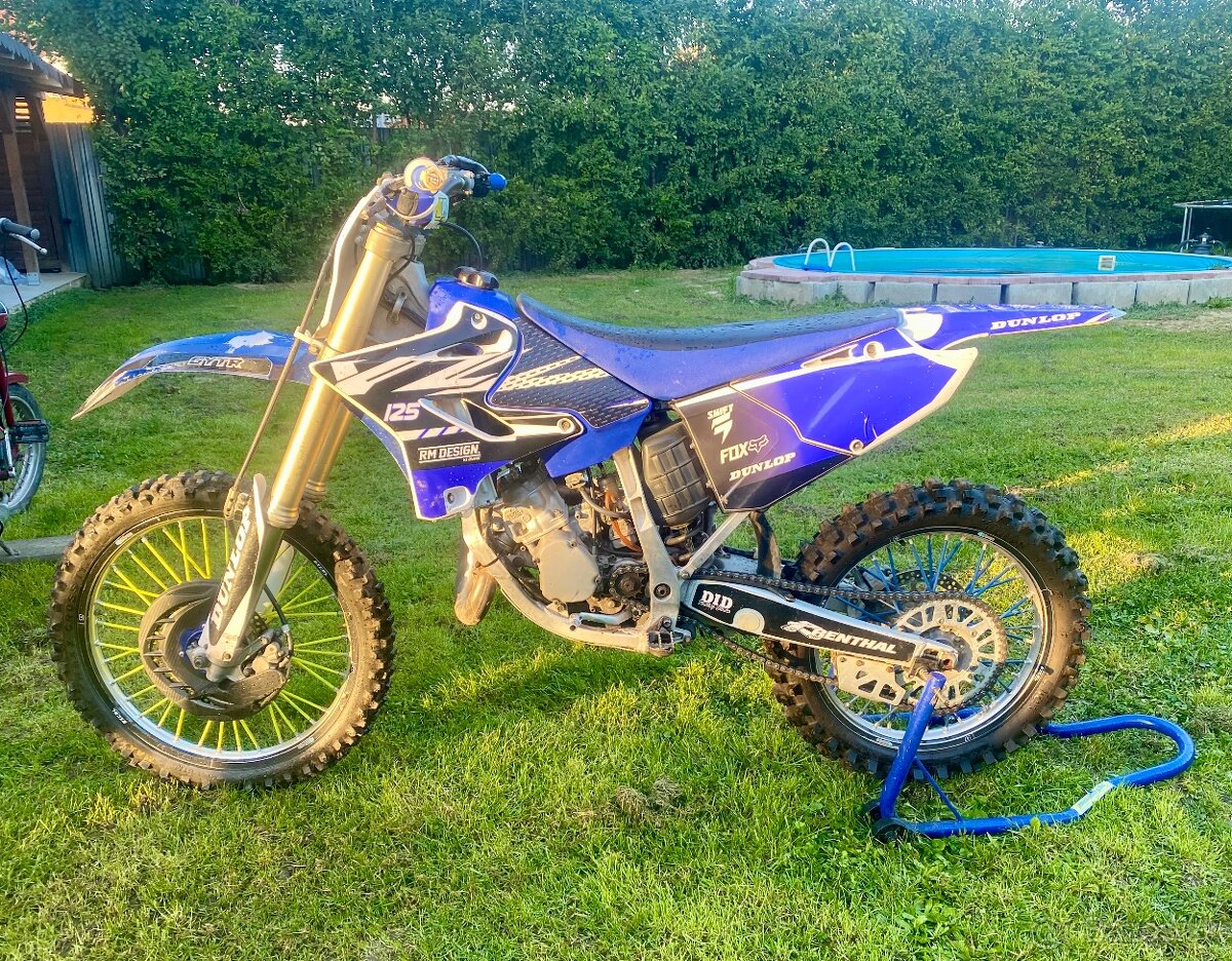 Yamaha YZ 125