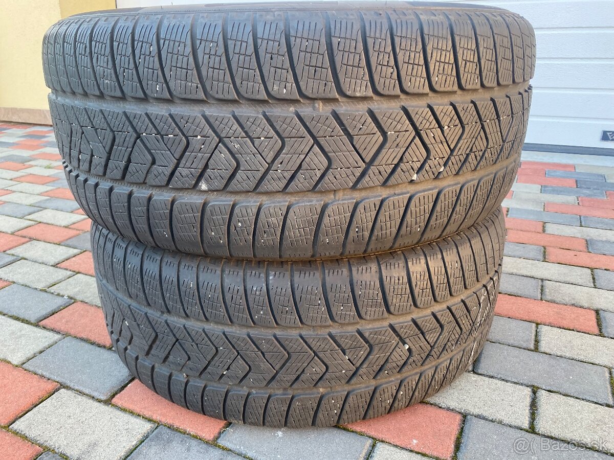 Predám zimné pneu 2KS Pirelli Scorpion Winter 255/50 R19