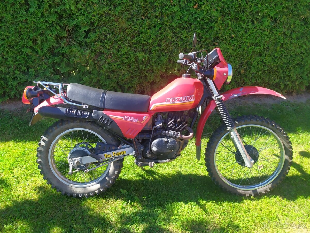 Suzuki DR 125 S