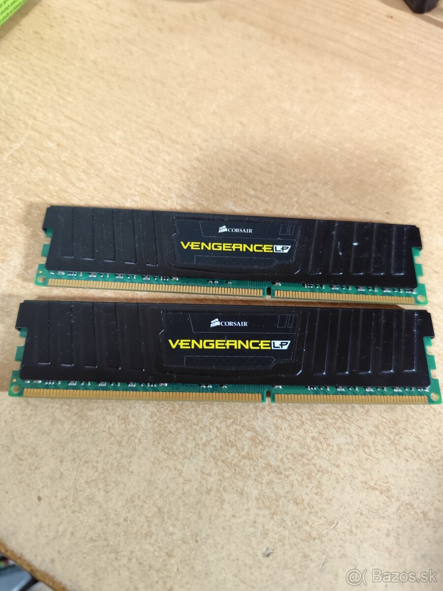 DDR3  16GB 2x8GB, Dual Channel 1600 Mhz CL9