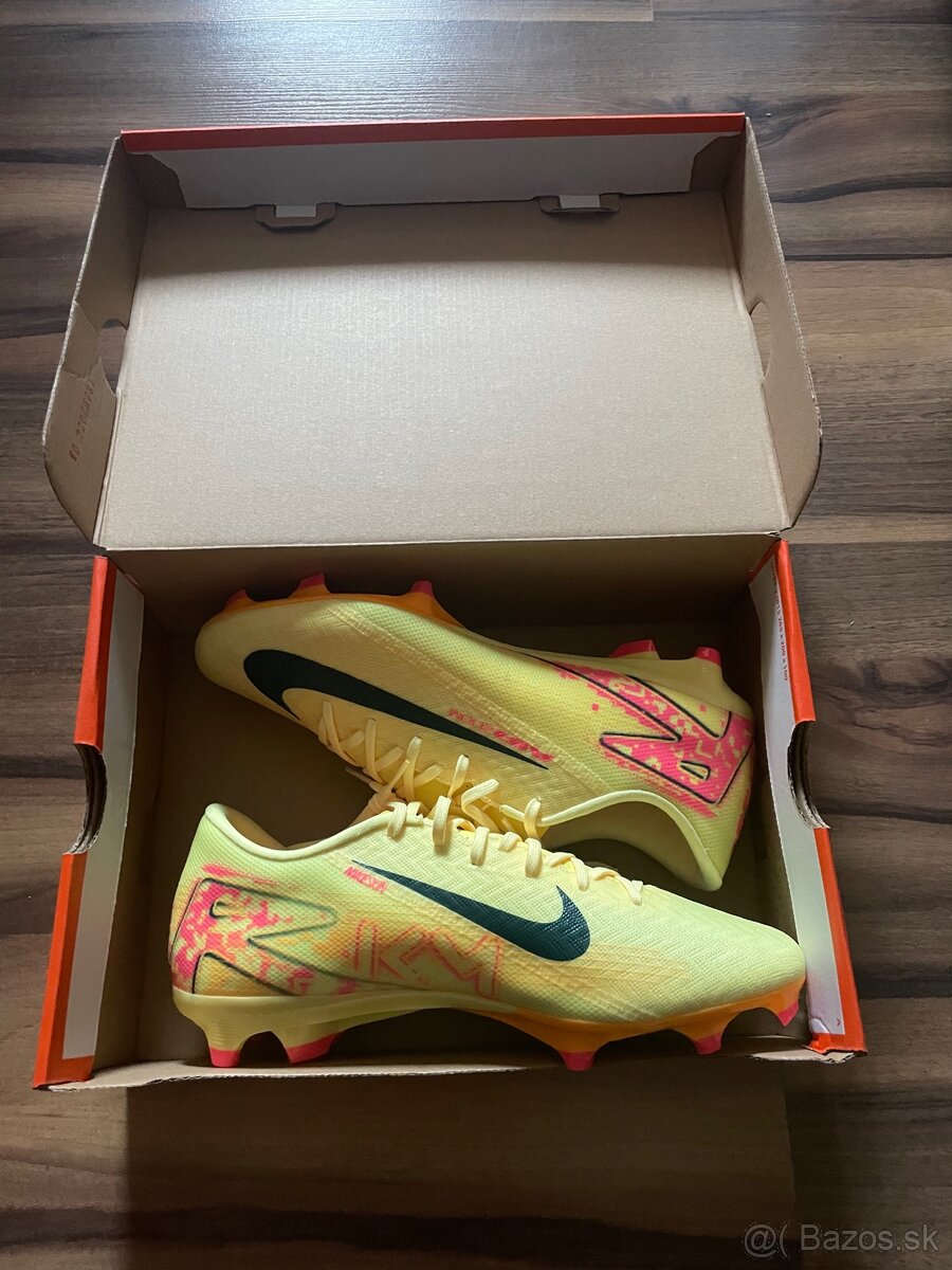 ZOOM VAPOR 16 ACADEMY KM FG/MG