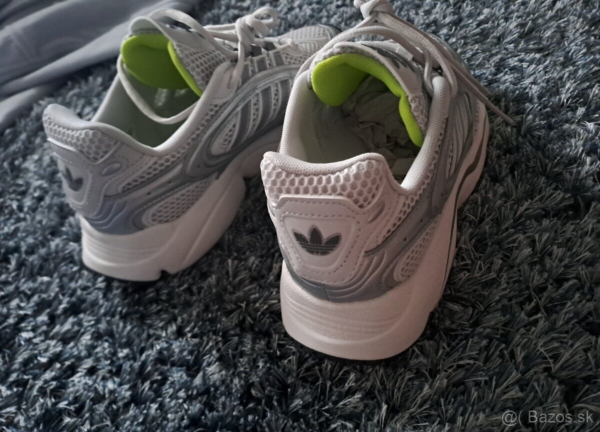 Adidas č 40