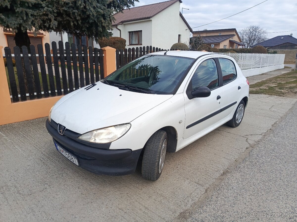 Peugeot 206 1.1i