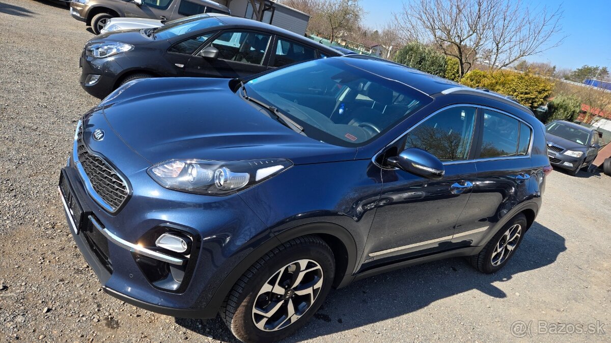 KIA SPORTAGE 1.6CRDi VISION 4WD  1MAJITEL  "ODPOČET DPH