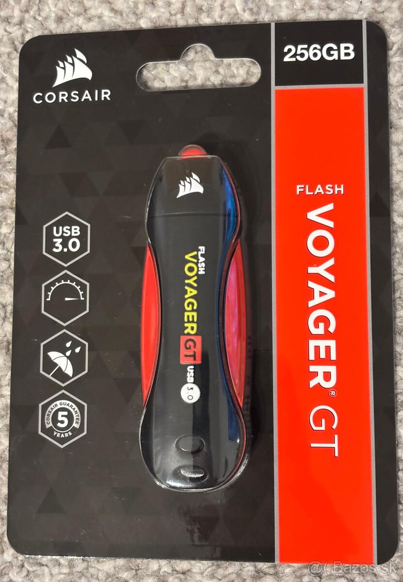 Predam Corsair Flash Voyager GT 256 GB