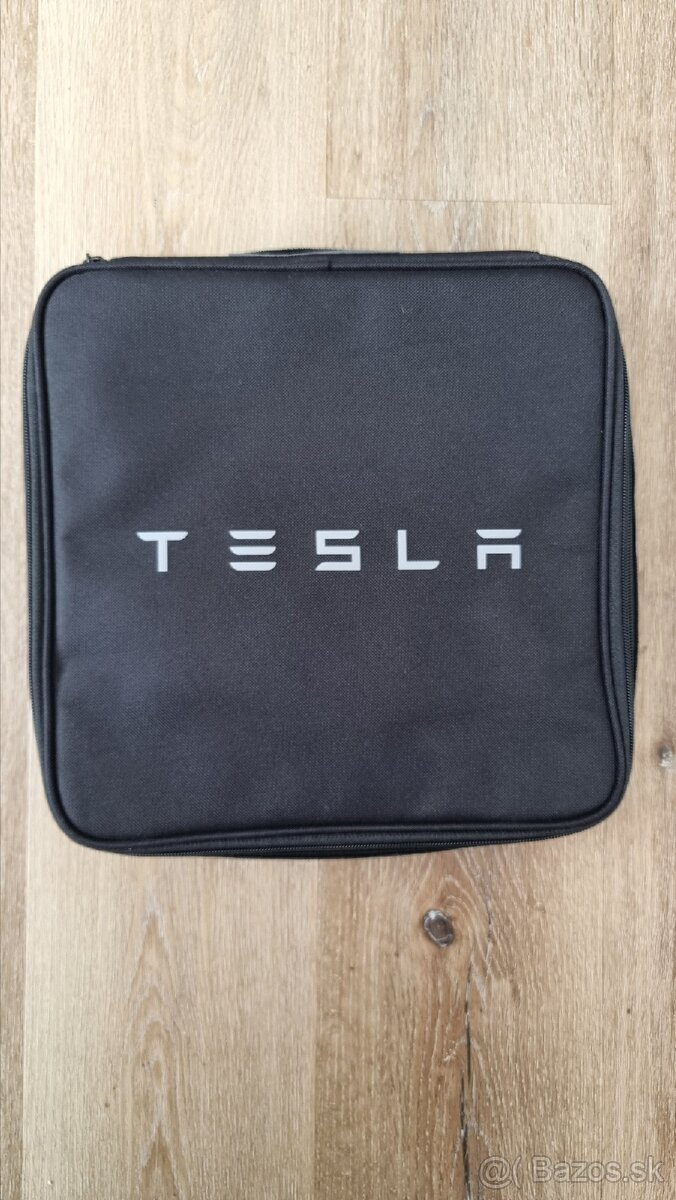 Tesla mobile connector nabíjačka Tesla 230V Originál nová