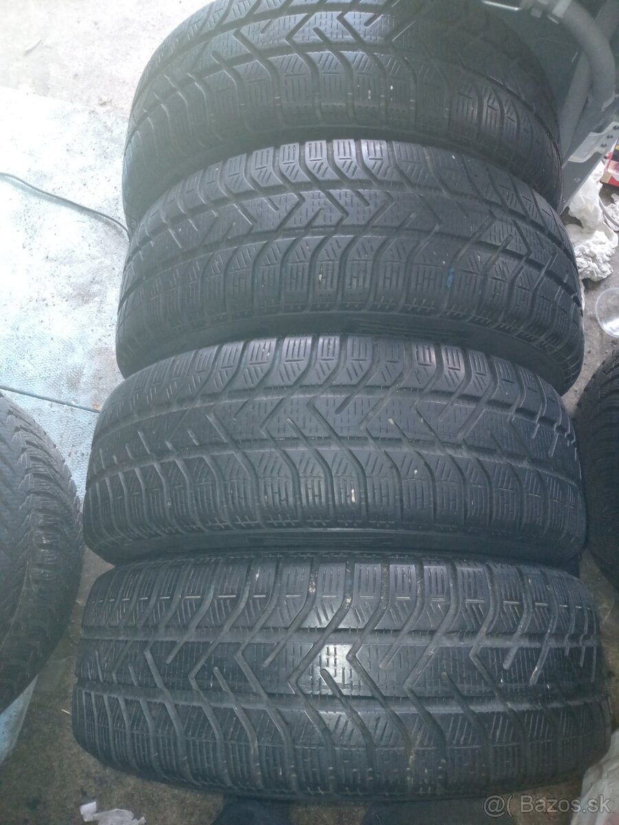 Pirelli 195/60R15 zimné