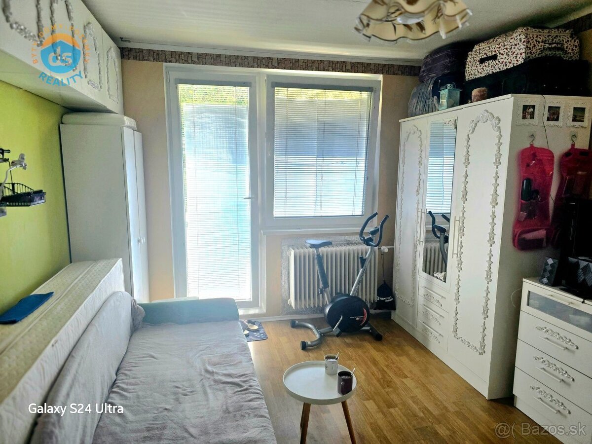 Na predaj exkluzívne Garsónka 22 m2, balkón, Trenčianske Tep