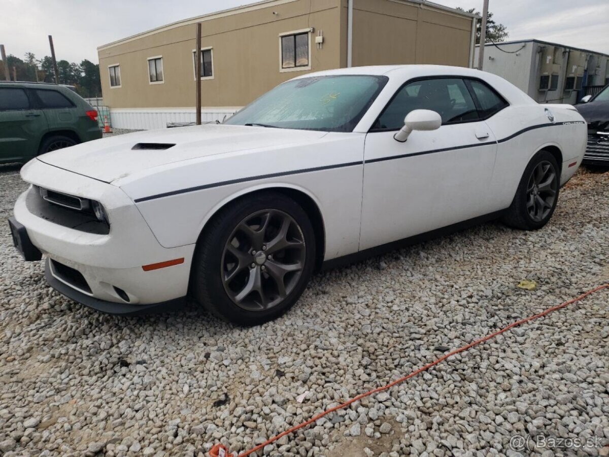 Dodge Challenger 3,6 V6 SXT plus