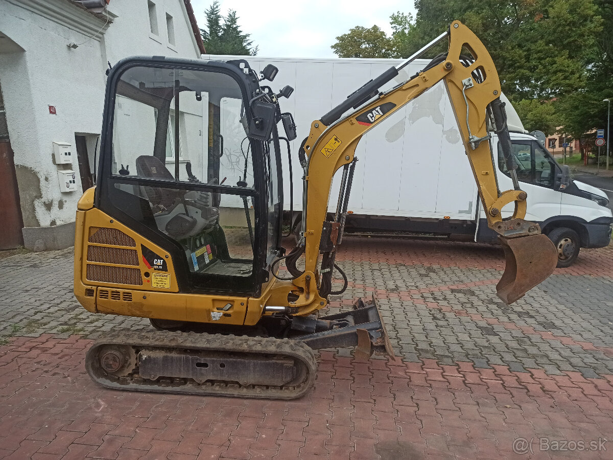 Minirypadlo CAT 301.7D r.v2016 Kubota Takeuchi Volvo JCB