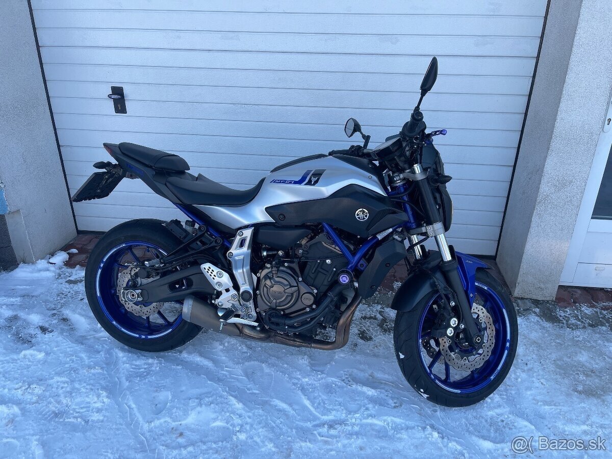 Yamaha MT-07 2016