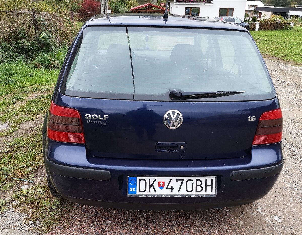 Wolksvagen Golf 4. 1,6 benzin