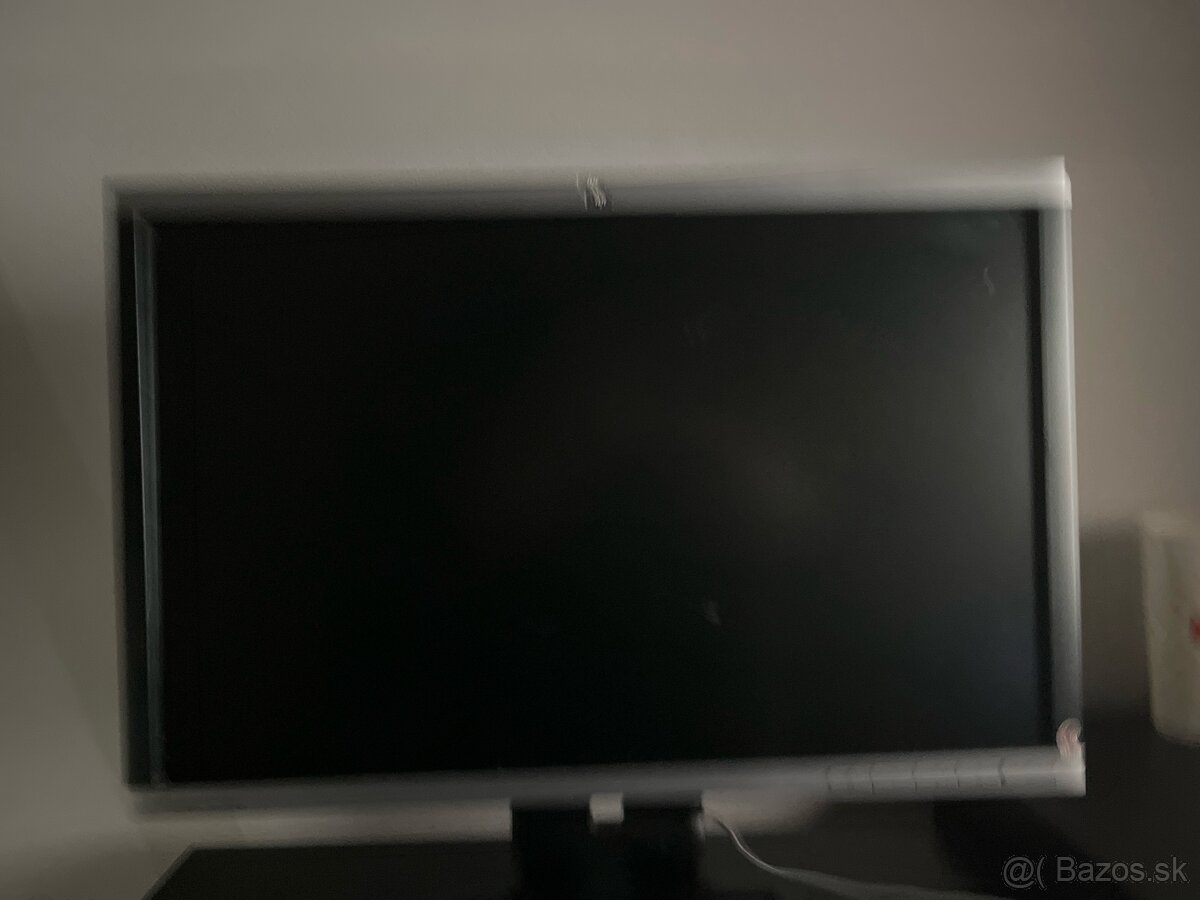 Predám monitor HP Compaq LA2205wg