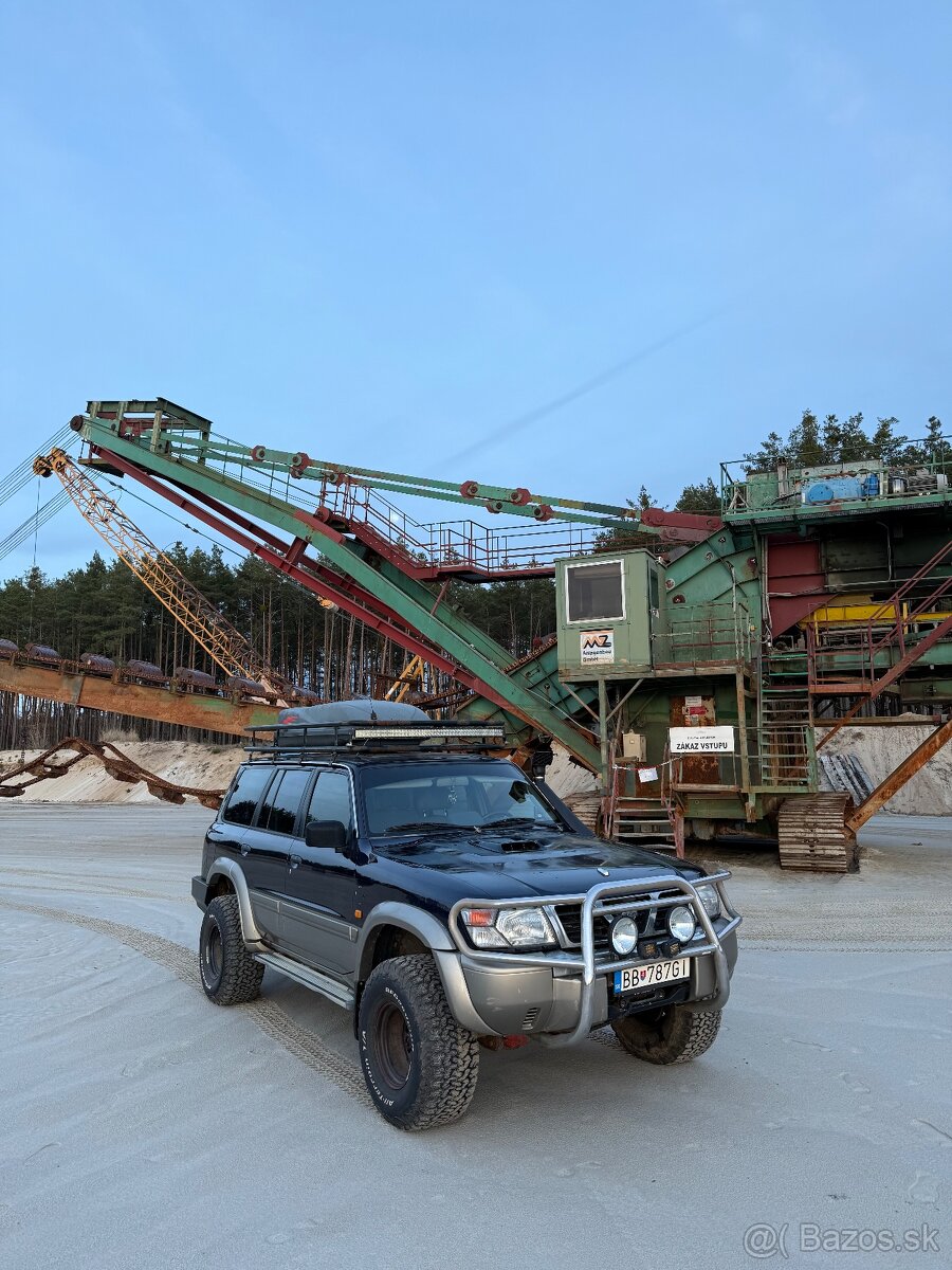 Nissan Patrol Gr  Y61 Off road 4x4