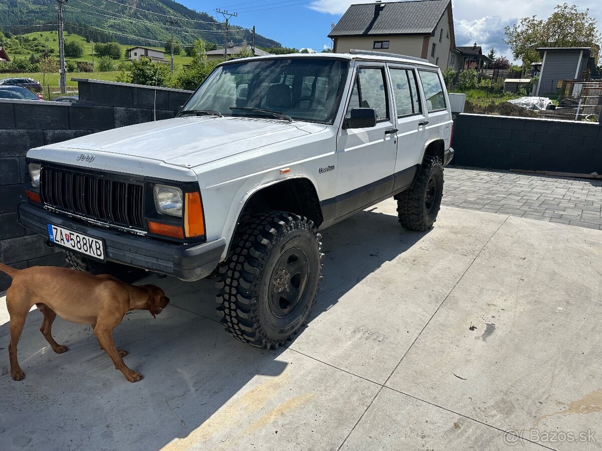 Jeep cherokee xj 2,5i benzin