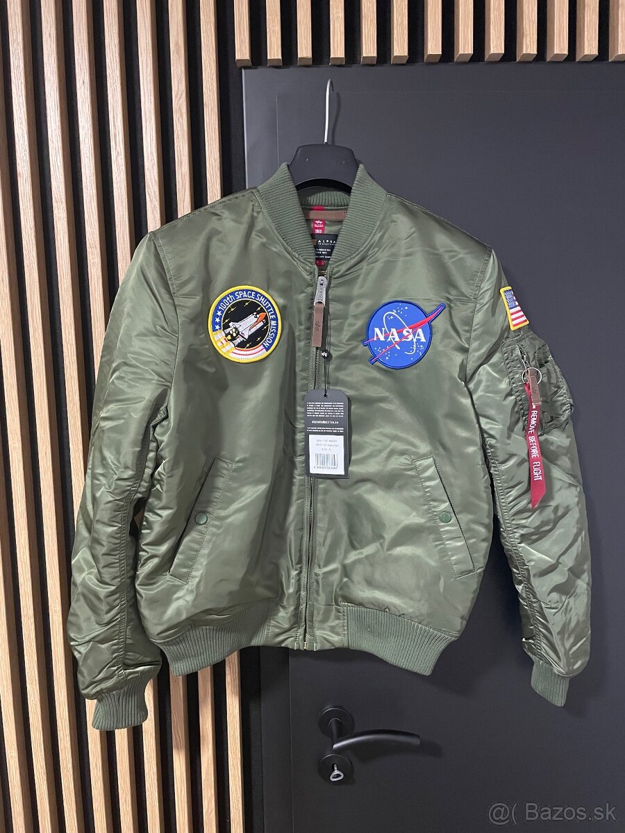 Alpha Industries MA-1 VF NASA