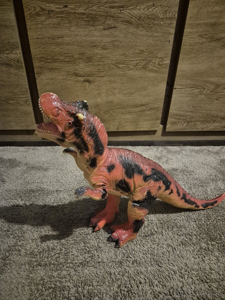 Dinosaury