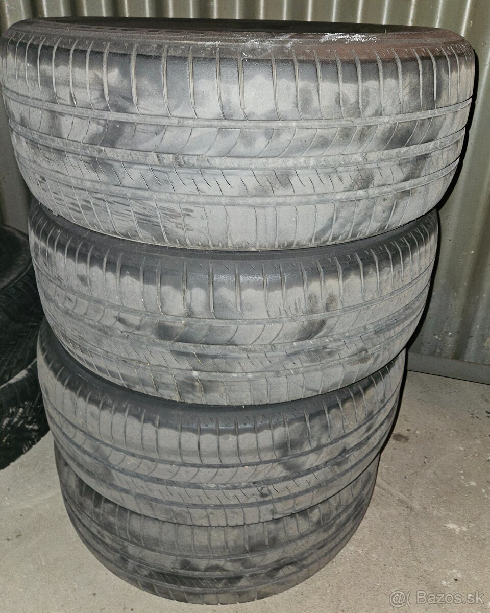 205/55 R16 Michelin