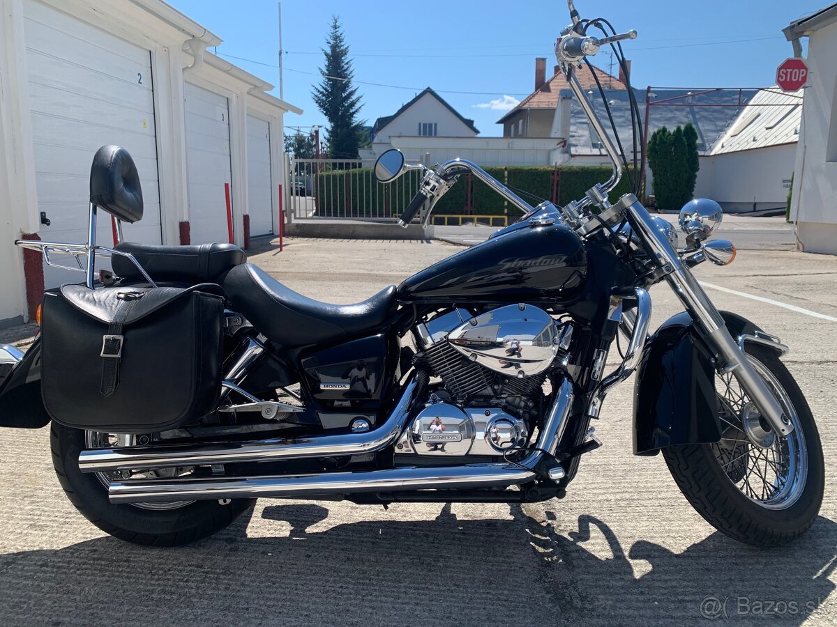 Honda Shadow 750 2005 (rezervovana do 16.3.2025)