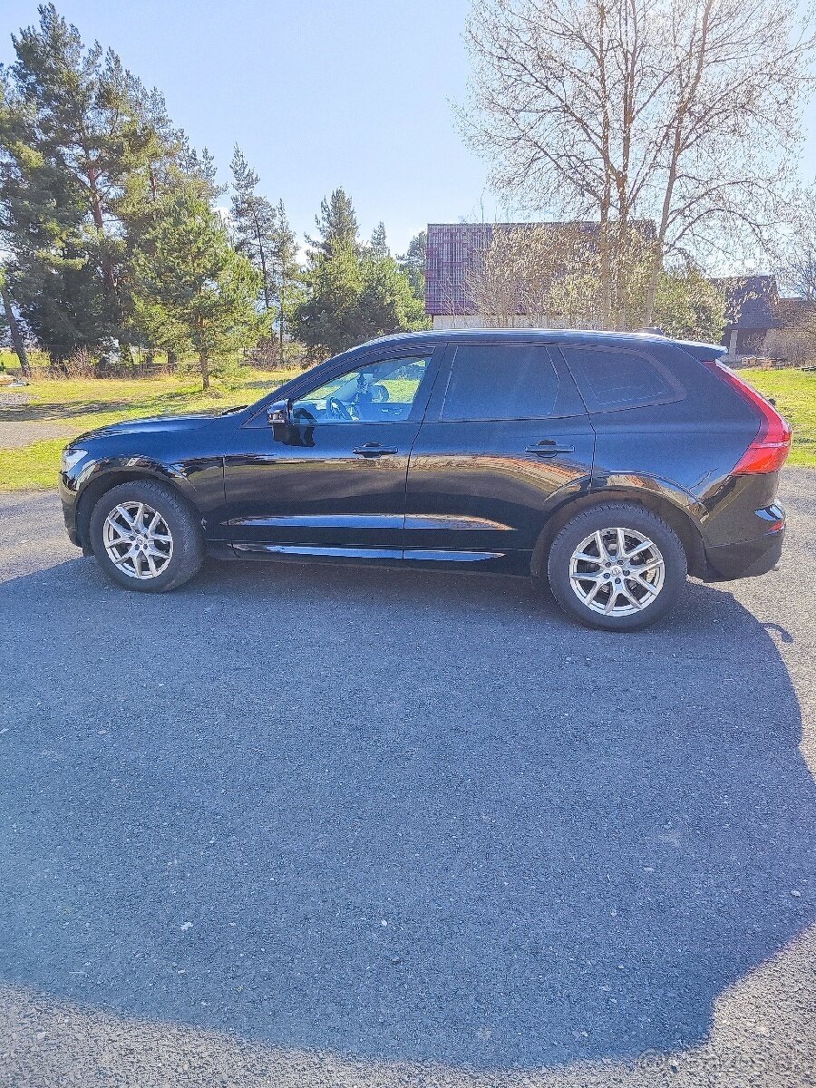 Volvo XC60 D4 Momentum AWD A/T

4x4