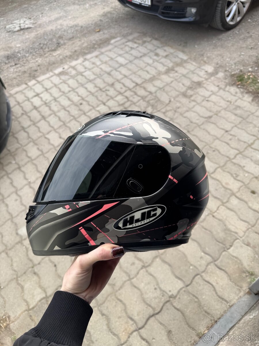 Prilba na motorku HJC helmets