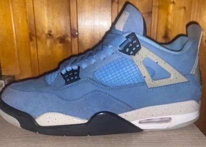 Nike air jordan 4 retro university blue