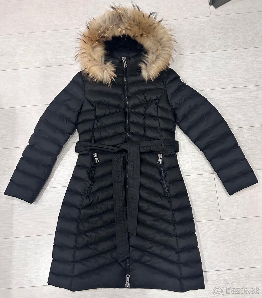 Bunda Moncler