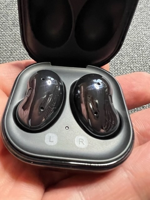 Samsung Galaxy Buds Live SM-R180 CIERNE /SUPER CENA/