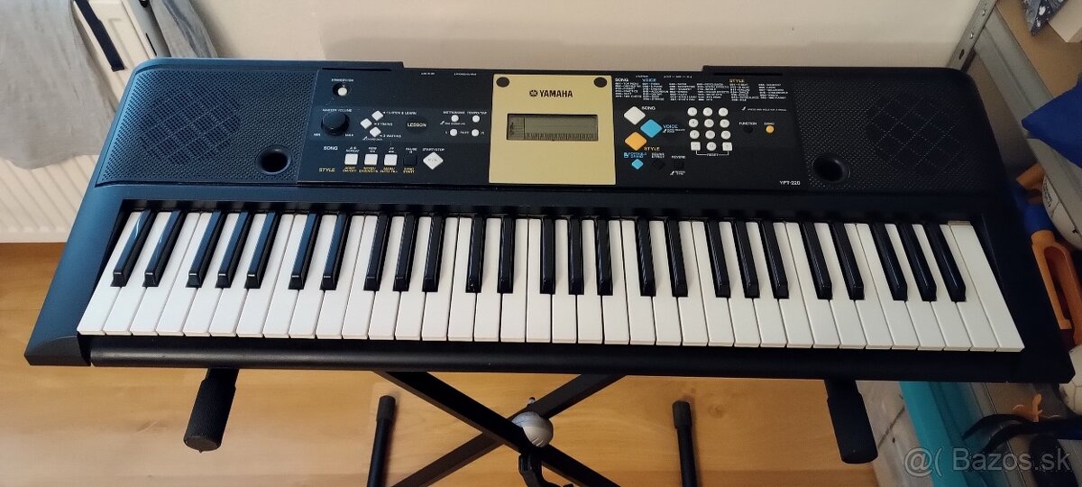 yamaha ypt 220