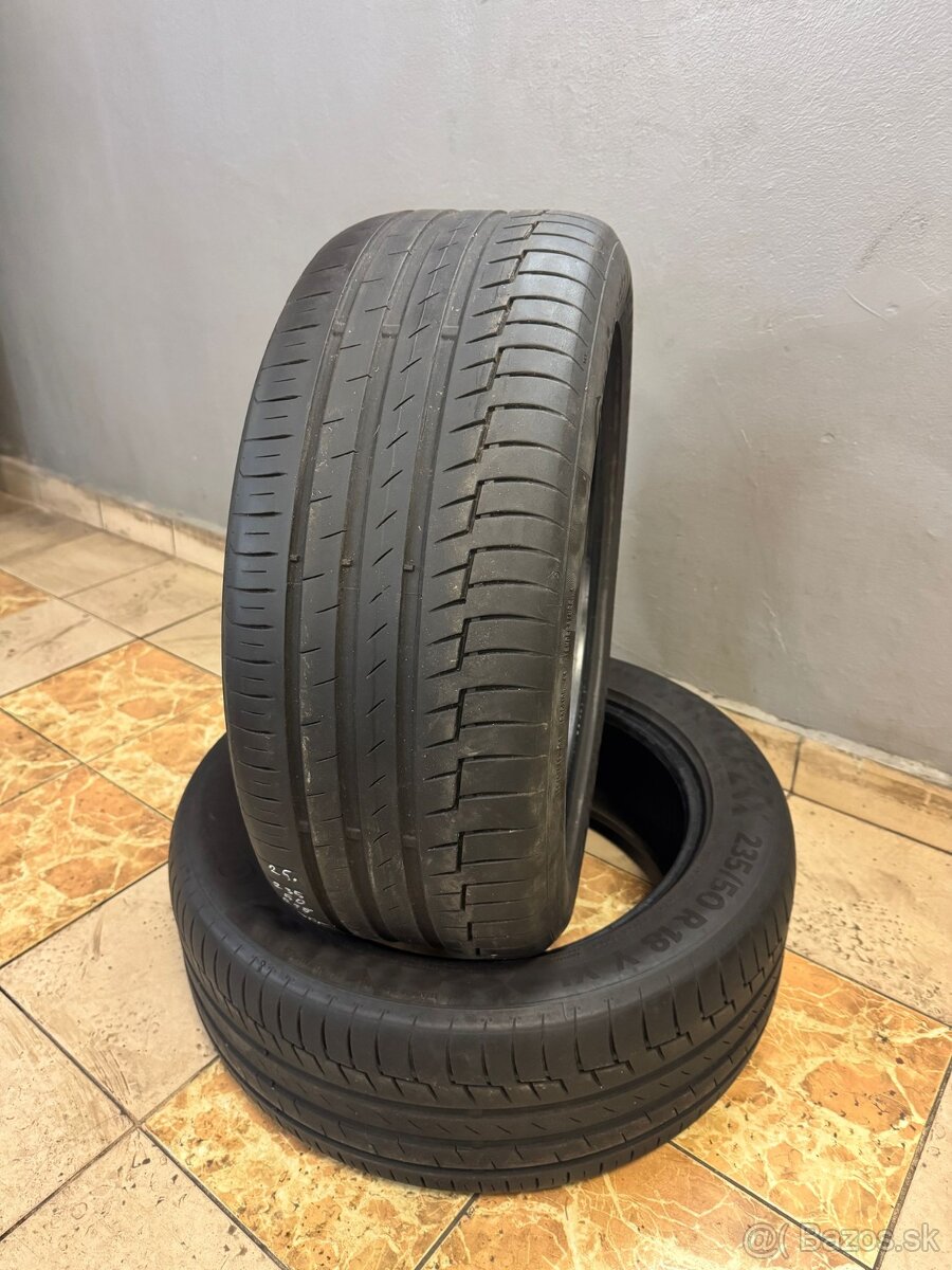 40. Pneumatiky Letne 2 ks Continental UltraContact 245/45R18