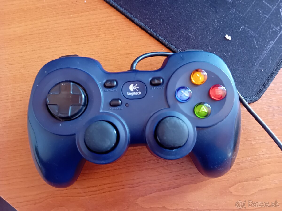 Logitech F310 Gamepad