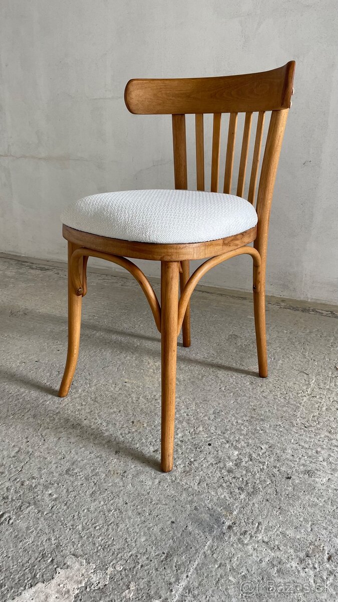 Thonet stolička