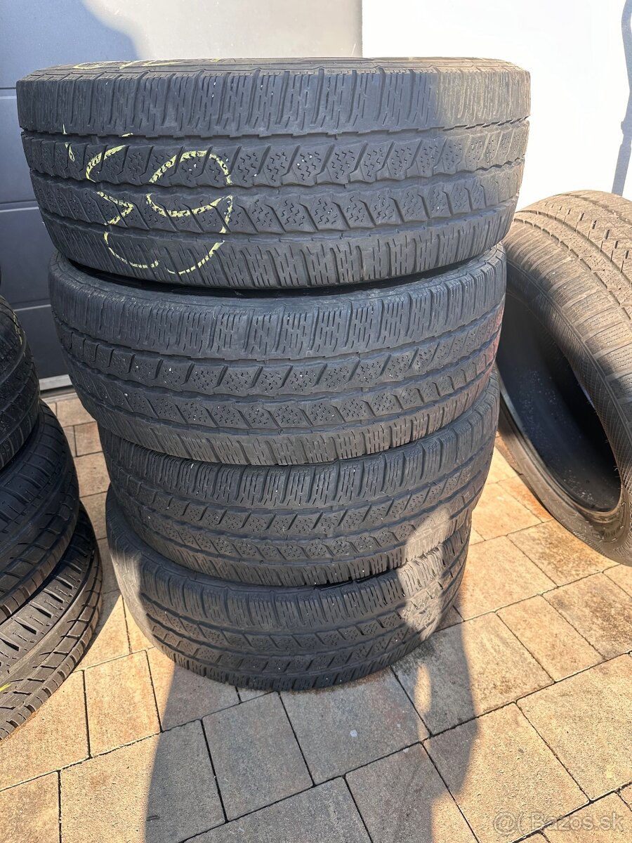 215/65 R16C Continental zimne