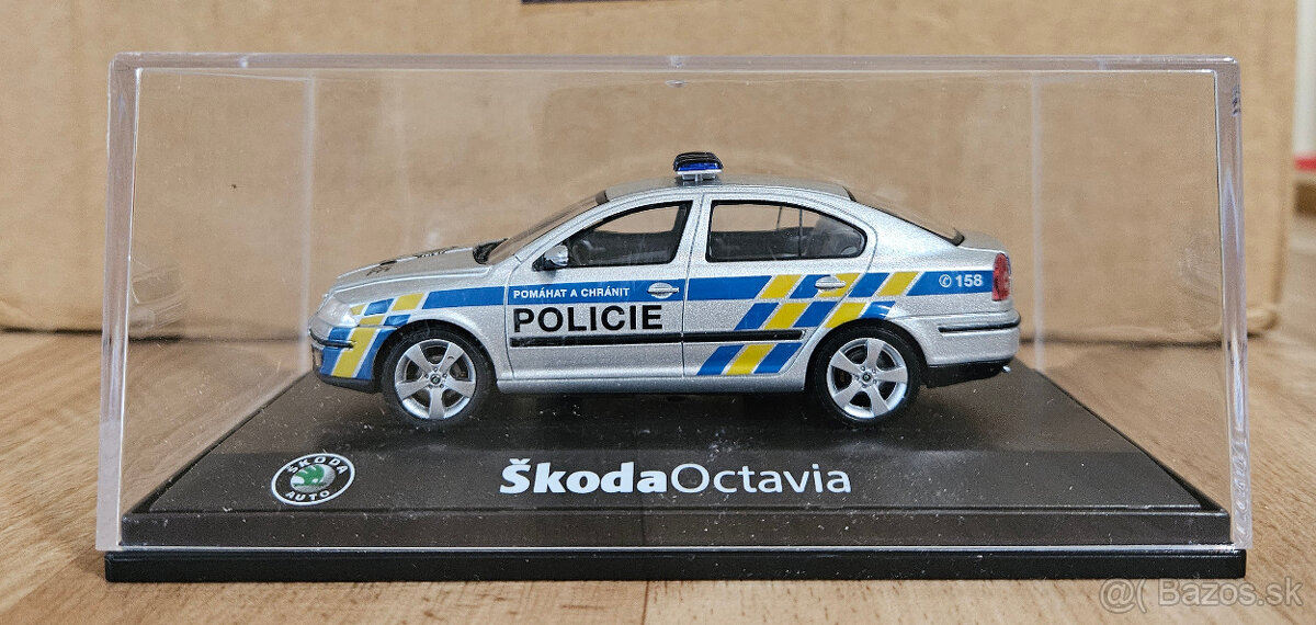 Abrex 1:43 Škoda Octavia II Policie ČR stříbrná