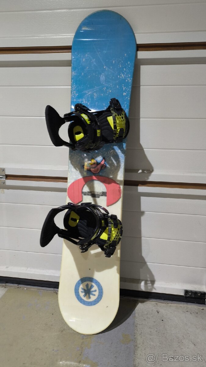 Detsky snowboard 127cm