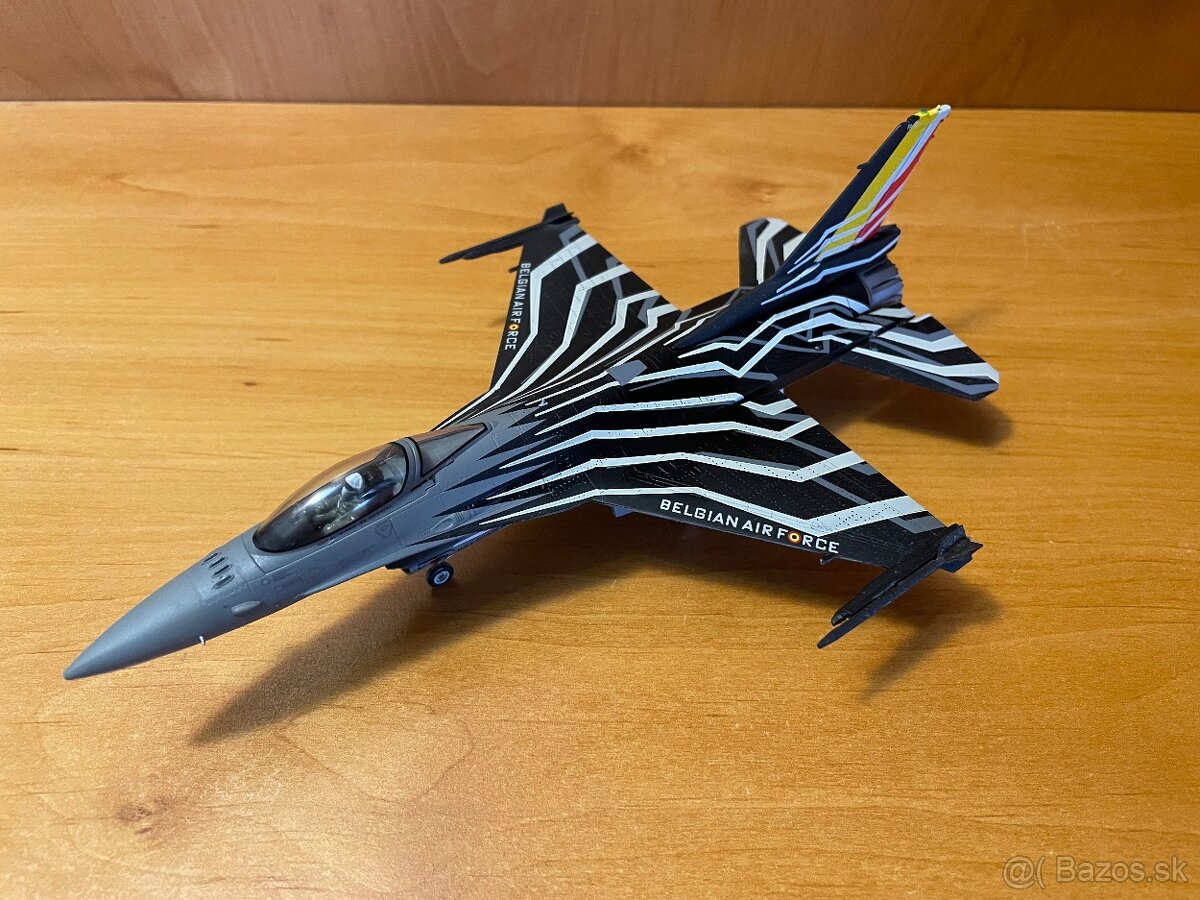 F-16AM Fighting Falcon - model letadla 1:72