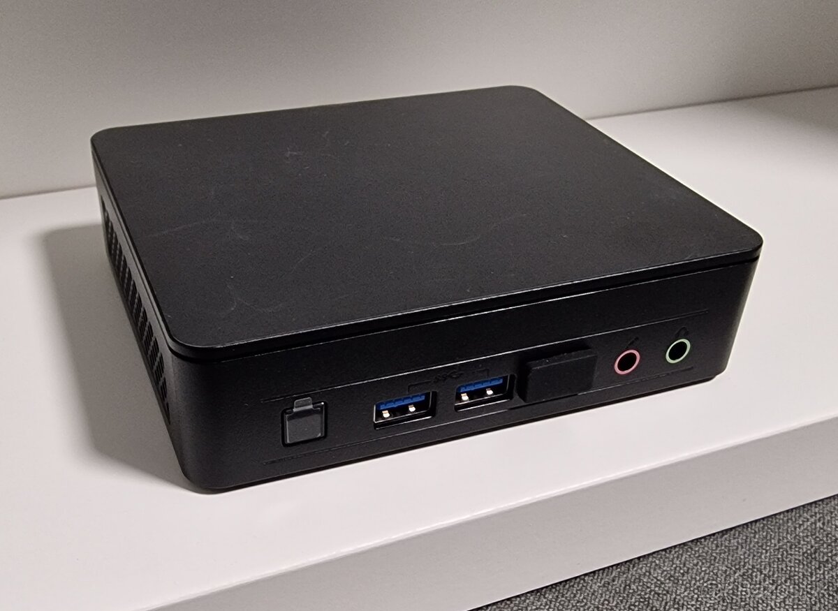 Predám Intel NUC 11 Essential Mini PC Kit NUC11ATKC2