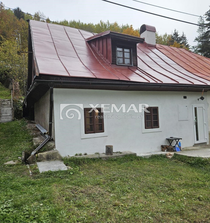 Predaj rodinný dom pri Banskej Bystrici