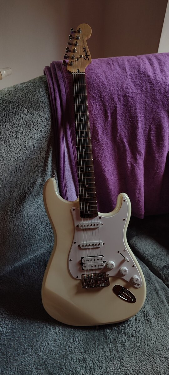 Fender squier sonic stratocaster