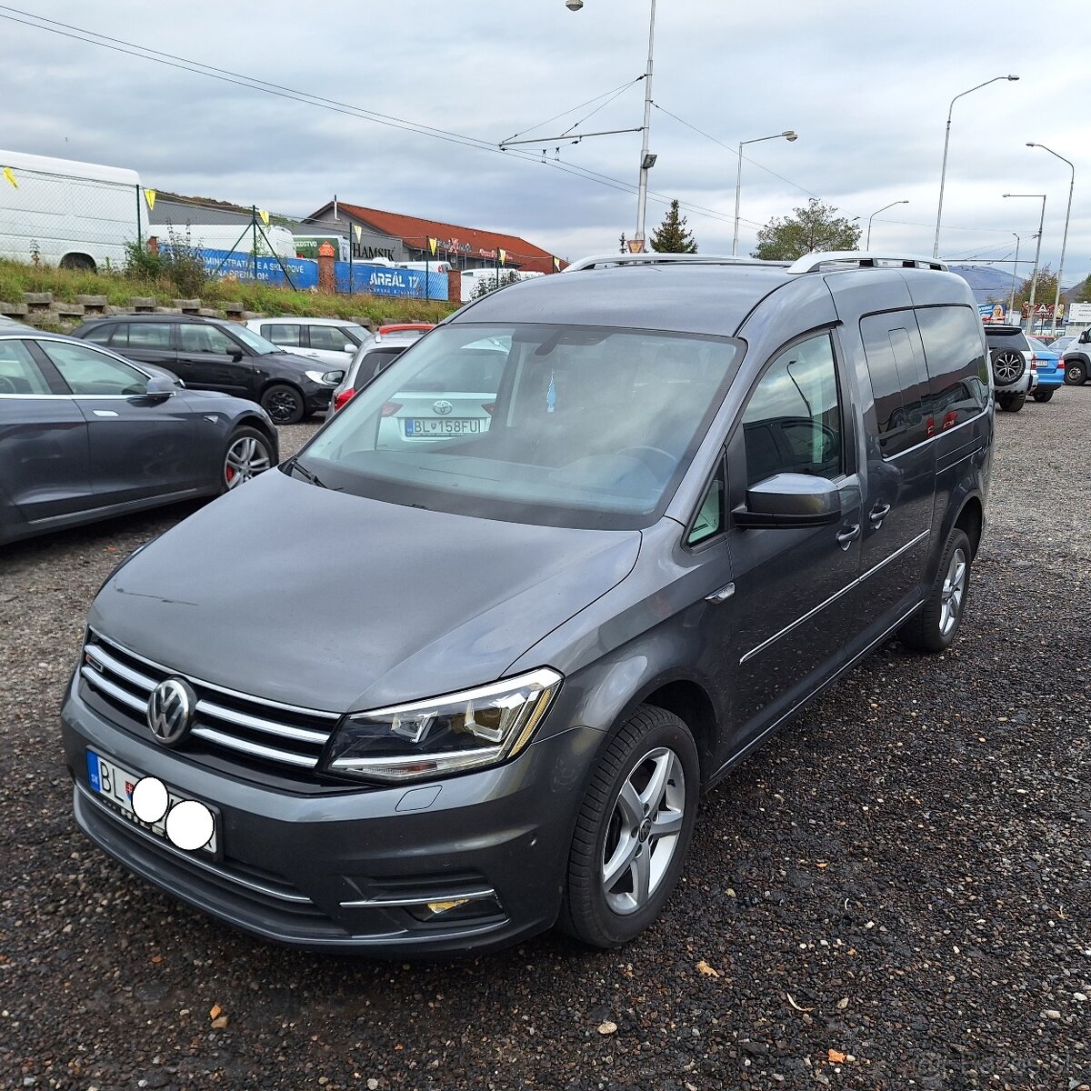 Prenájom 7-miestneho auta - VW CADDY MAXI