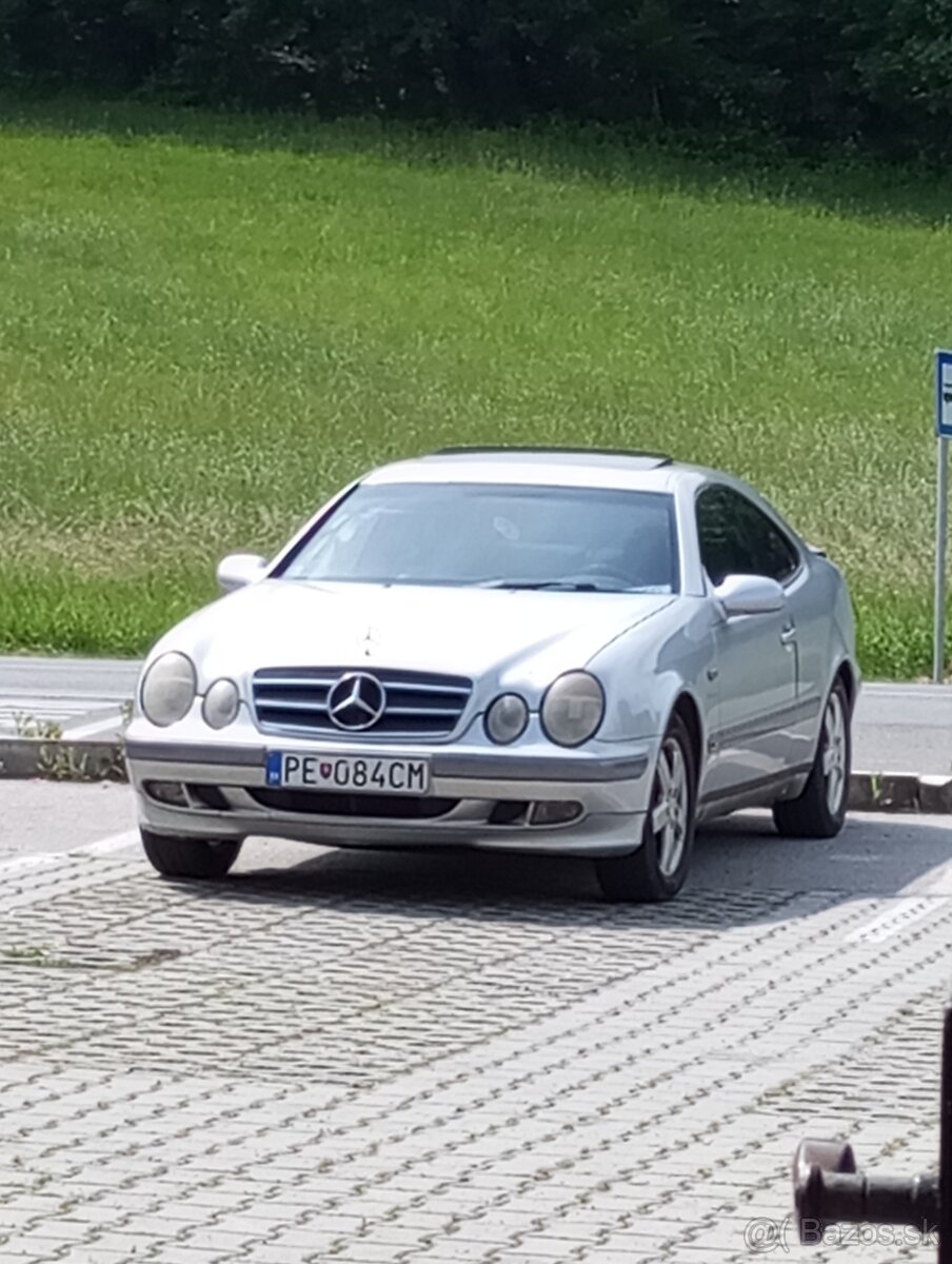 Predám Mercedes clk-2 liter benzín