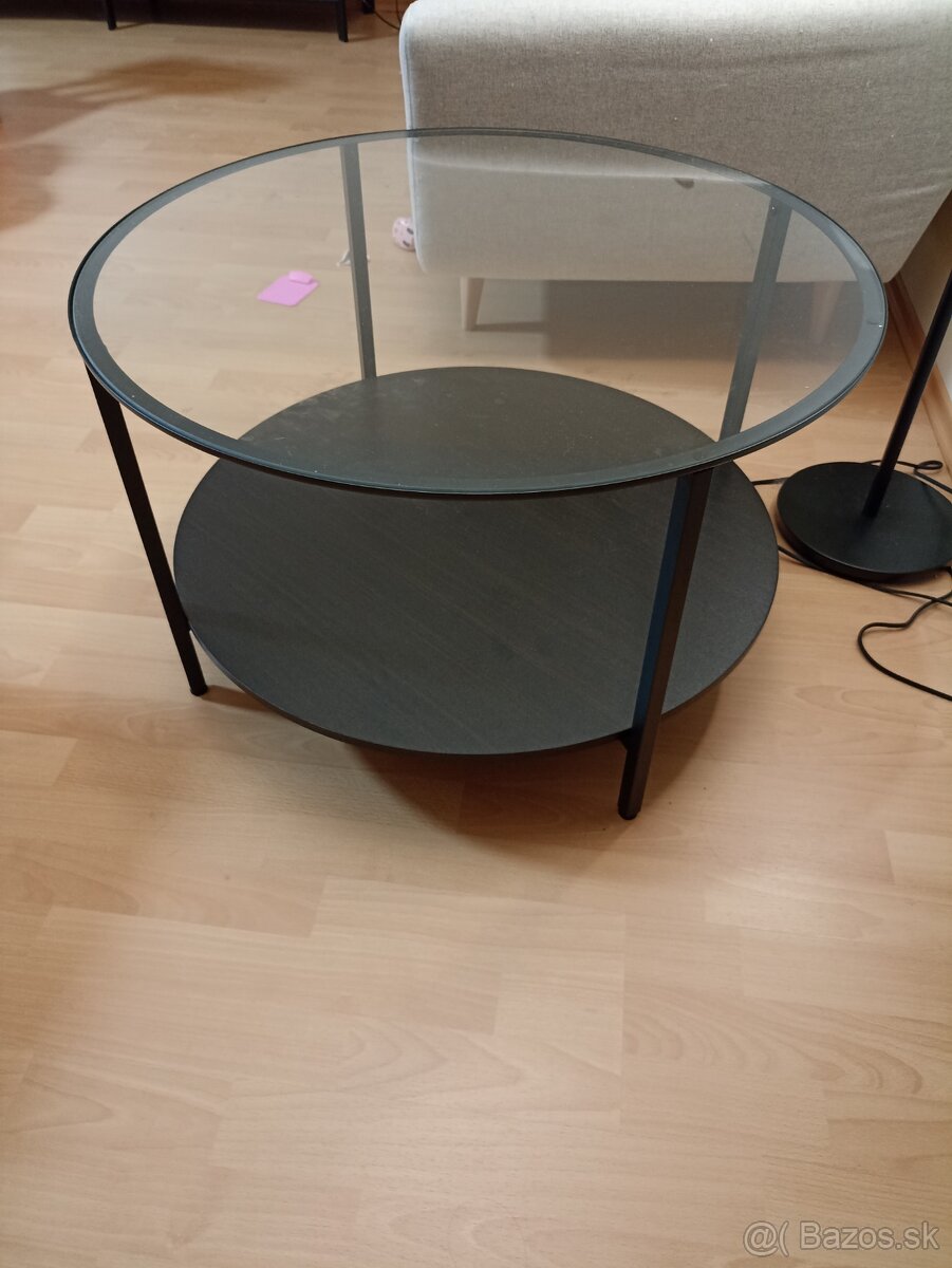 Stolík na kávu od IKEA