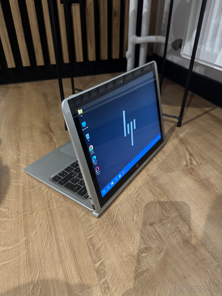 ✅HP Pavilion x2- 12", M3, 8GB RAM, 256GB SSD✅