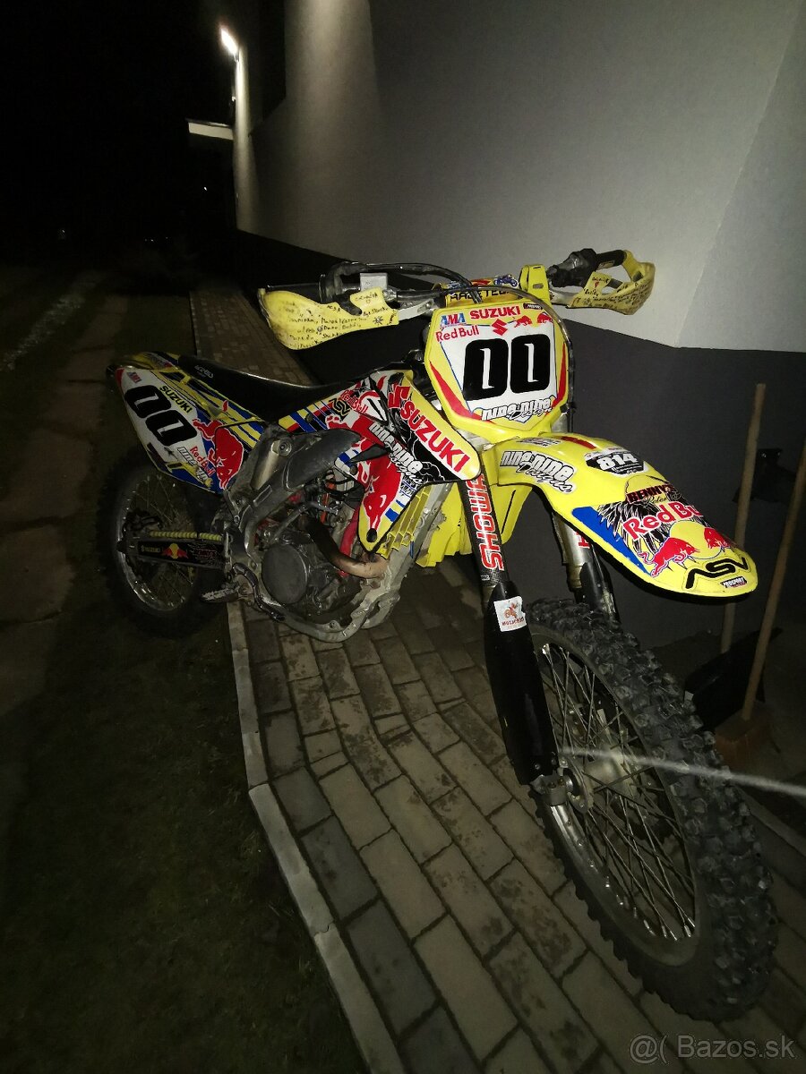 Suzuki rmz 250